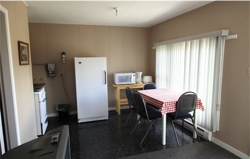 Apple Tree Motel